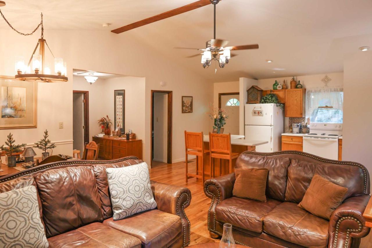 Cozy Whittier Home With Fire Pits Less Than 15 Mi To Hiking! Esterno foto