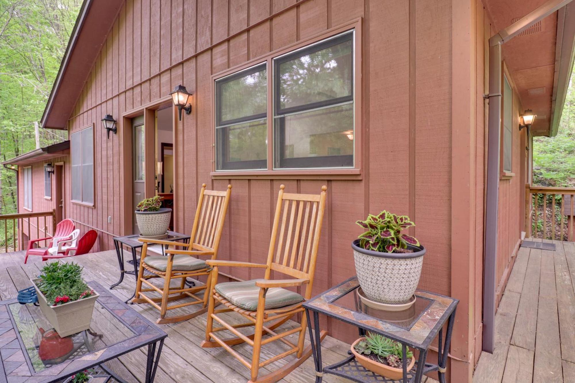 Cozy Whittier Home With Fire Pits Less Than 15 Mi To Hiking! Esterno foto